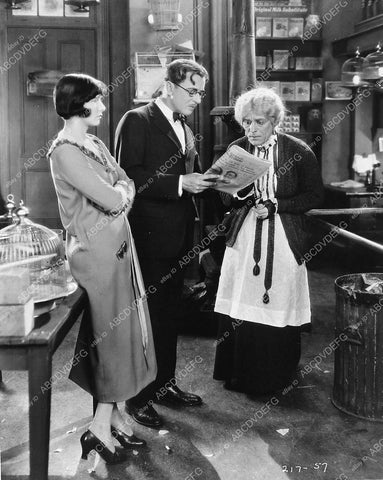 Lon Chaney Sr Mae Busch silent film The Unholy Three 425-09 - 0425-009