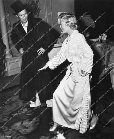 Betty Hutton, Ralph Meeker - 1952 film Somebody Loves Me - 0429-014