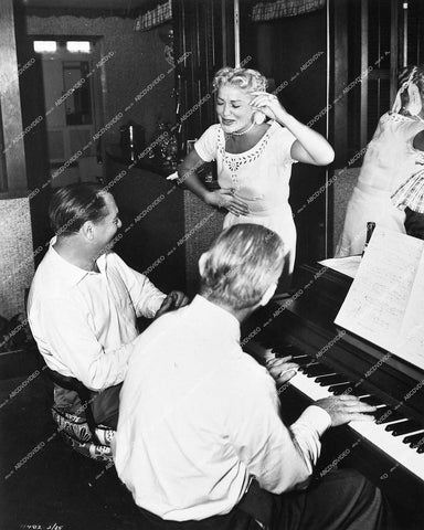 Betty Hutton behind the scenes music rehearsel - 1952 film Somebody Loves Me - 0430-005