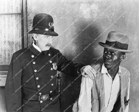Stepin Fetchit questioned by city cop early role unknown film - 0431-033
