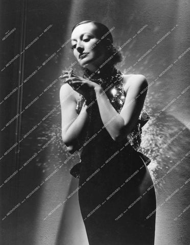 elegant and stylish Joan Crawford portrait - 0432-022