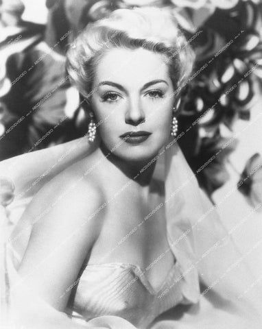 beautiful Mary Beth Hughes portrait - 0436-016