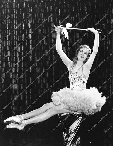 pretty Marilyn Miller in ballerina outfit - looks like circa 1926 pre movie career - 0436-035