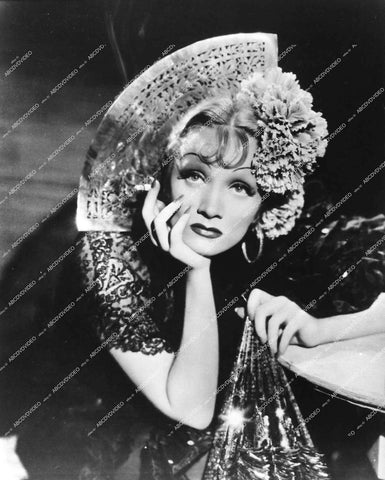 Marlene Dietrich portrait unknown film - 0440-009