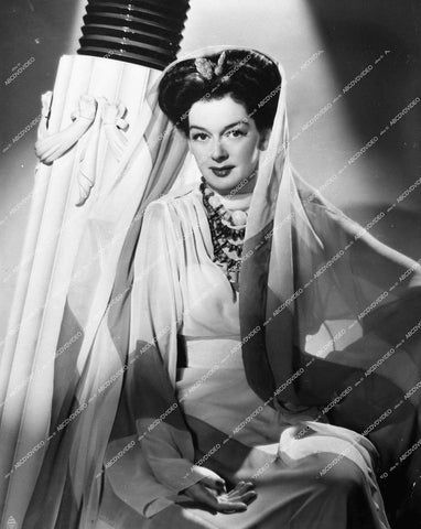 Rosalind Russell portrait - 0440-017