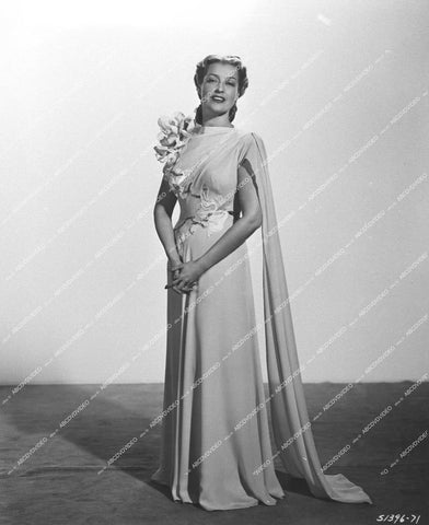 Jeanette MacDonald - 1948 film Three Daring Daughters - 0453-011