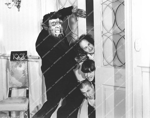 3 Stooges Moe, Larry, Curly, Duke York as the werewolf man - 1944 short subject film Idle Roomers - 0461-003