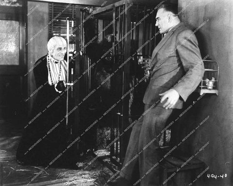 Lon Chaney Sr, Ivan Linow - 1930 film The Unholy Three - 0461-007