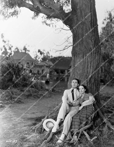 Lupe Velez, Lloyd Hughes - 1929 silent film Where East Is East - 0463-007