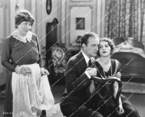 Conrad Nagel, Marceline Day, Polly Moran - 1927 silent film London After Midnight - 0463-017