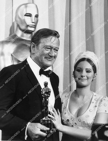 Academy Awards John Wayne gets Oscar from Barbra Streisand - 11001-026