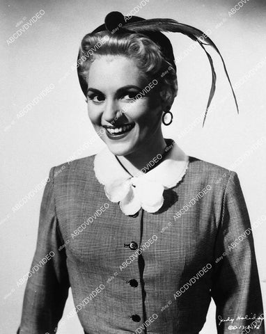 Judy Holliday portrait - 11002-006