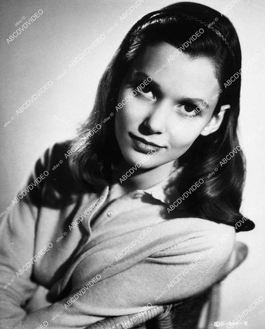 pretty Susan Strasberg portrait - 11003-021