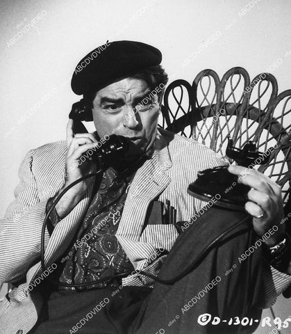 Kurt Kasznar portrait on the telephone - 11008-031