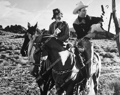 Gabby Hayes, Roy Rogers film Utah - 11032-006