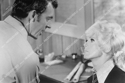 Ken Barry, Connie Stevens TVM Every Man Needs One - 11040-009