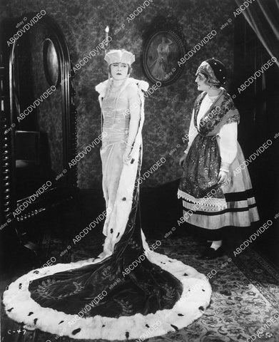 Ethel Clayton, Genevieve Blinn silent film If I Were Queen - 11043-023