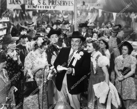 Marjorie Main, Billy House, Claudette Colbert film The Egg and I - 11044-021
