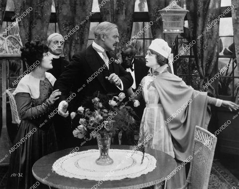 Margery Wilson, Bryant Washburn, Anna Q Nilsson Silent film Venus in the East - 11047-005