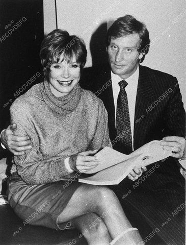 Shirley MacLaine & Charles Dance w script TV special Out on a Limb 11361-29 - 11361-029