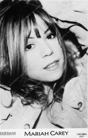 singer Mariah Carey portrait 12146-12