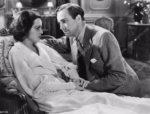 Zita Johann David Manners film The Mummy 425-05