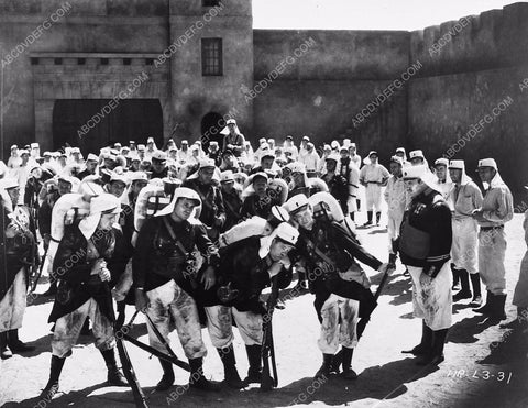 Stan Laurel Oliver Hardy and the cast film Sons of the Desert 425-20