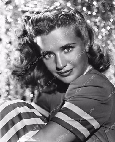 beautiful Priscilla Lane portrait 455-25