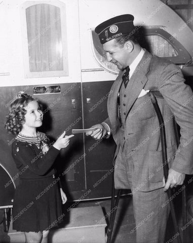 candid photo Shirley Temple outside her portable dressing room 561-10
