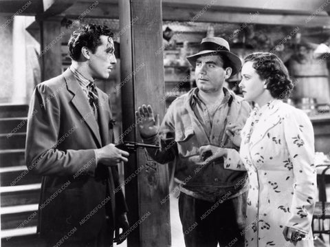 Cesar Romero Pat O'Brien Margaret Lindsay film Public Enemy's Wife 655-23