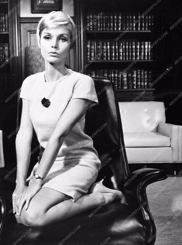 Carol Lynley TV The Invaders 667-01