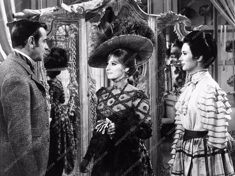 Barbra Streisand Hello Dolly 682-07
