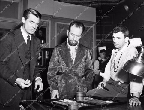 Cary Grant Jose Ferrer Richard Brooks director behind the scenes 711-15