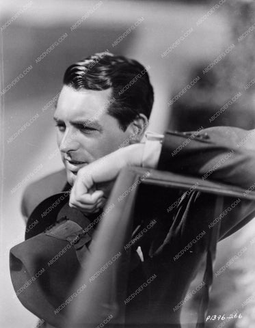 Cary Grant cool headshot 712-04