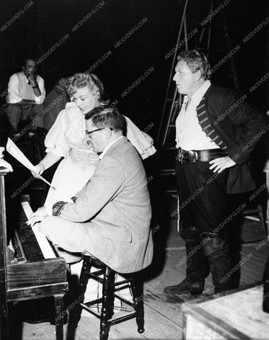 candid Spencer Tracy behind the scenes MGM Studios 716-01