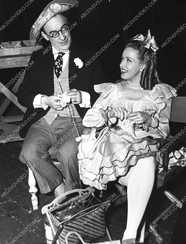 candid Walter Catlett Bonita Granville on set film Wild Man of Borneo 739-31