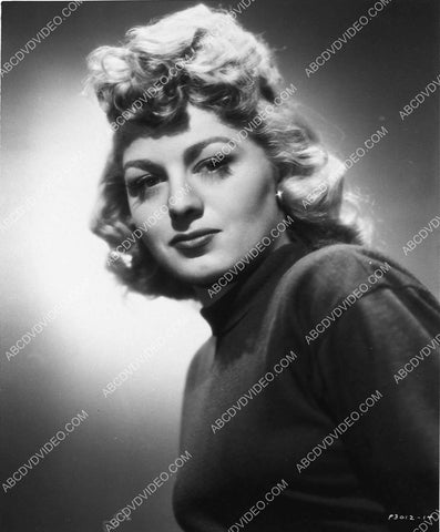 beautiful Shelley Winters portrait 769-05