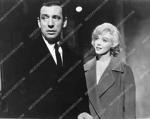 Yves Montand Marilyn Monroe film Let's Make Love 798-34