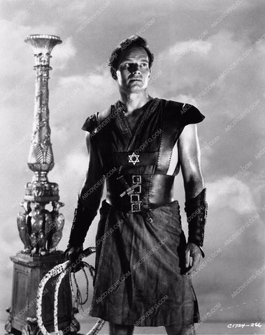 Charlton Heston costume wardrobe shot classic film Ben-Hur 946-04