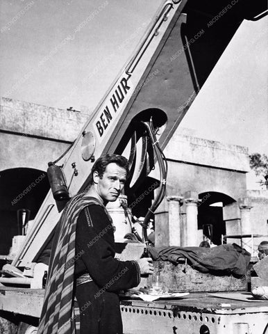 Charlton Heston enjoys lunch behind the scenes classic film Ben-Hur 946-09