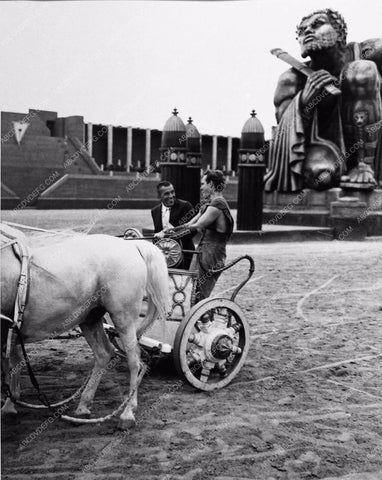 Charlton Heston in his chariot behind the scenes classic film Ben-Hur 946-15