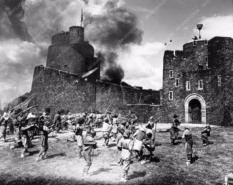 cast of thousands battle sequence film Ivanhoe 946-26