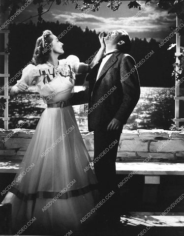 Joan Crawford Melvyn Douglass film The Shining Hour 1026-16