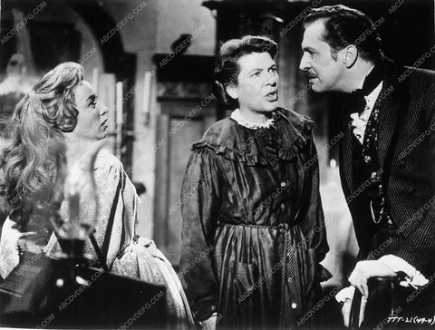 Vincent Price Joyce Taylor horror film Twice-Told Tales 10365-05