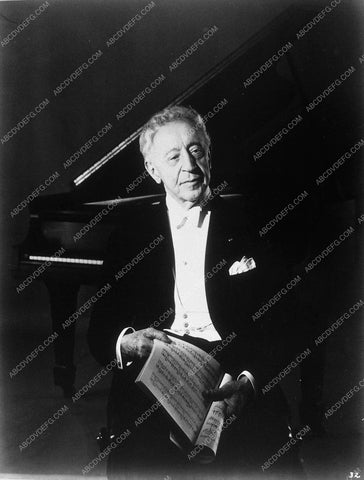 Arthur Rubinstein musician portrait 10406-08