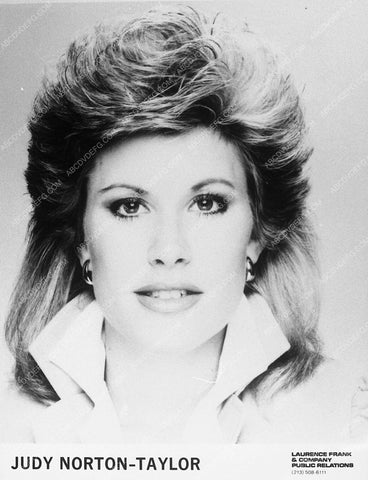 Judy Norton-Taylor portrait 10436-34