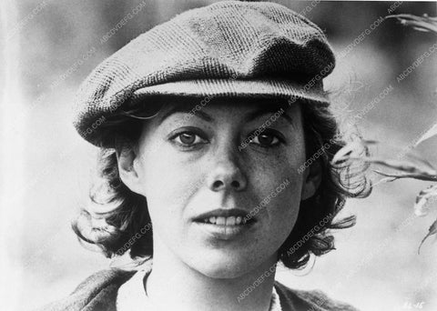 portrait Jenny Agutter in hat 10445-03