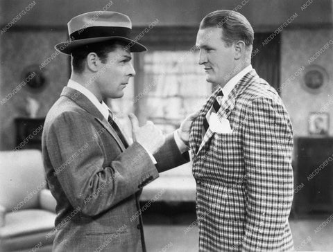 Brian Donlevy Norman Foster film High Tension 10674a-17