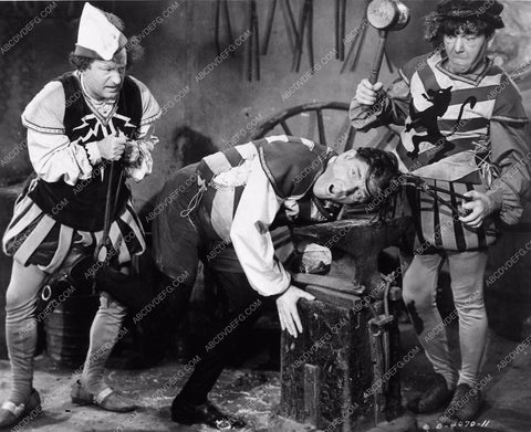 Three Stooges short subject photo Moe Larry Shemp 1098-11