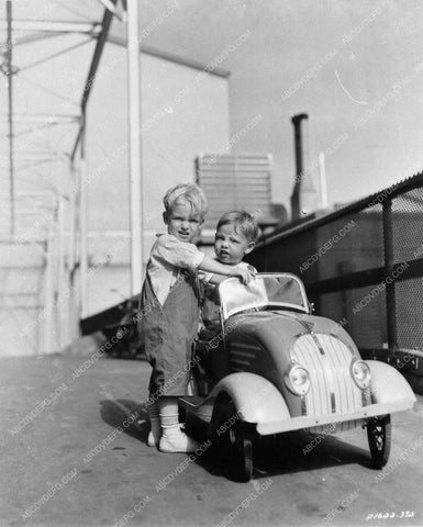 Baby LeRoy toy car modeled on Chrysler Airflow automobile 1099-06